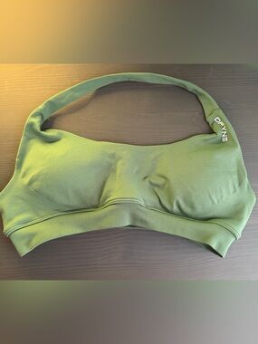 DFYNE Green Seamless Sports Bralette